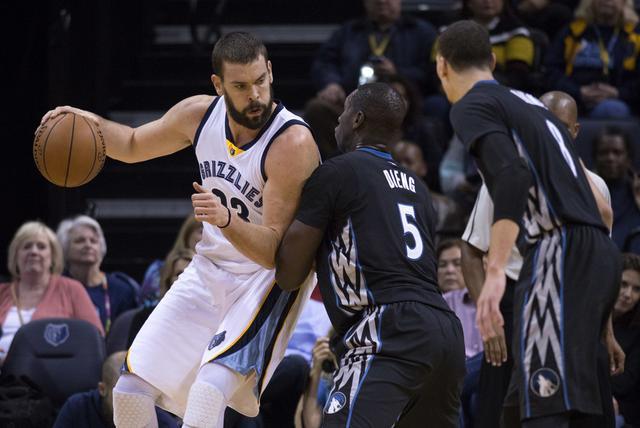 成持球推进 成持球推进