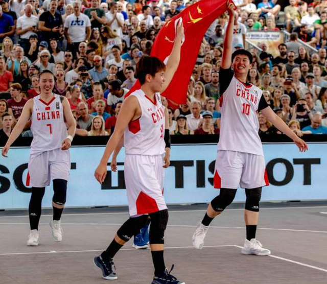 他能把毕包 他能把毕包