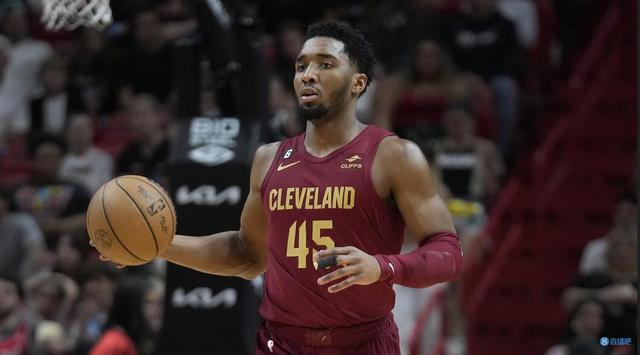 策略卡牌手 策略卡牌手